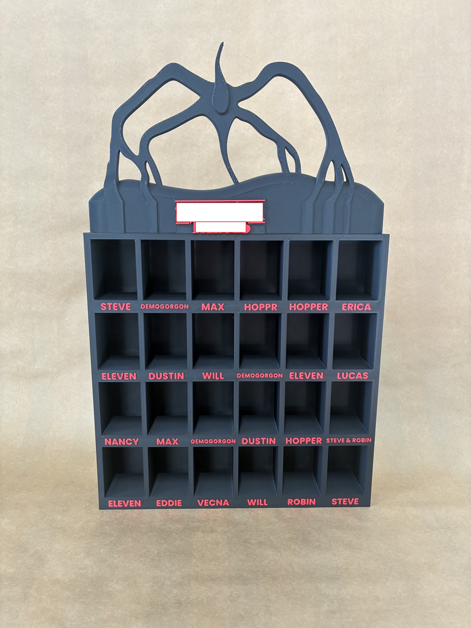 Kinder Joy - Stranger Things Pop-Up Figuren Schaukasten – Bild 6